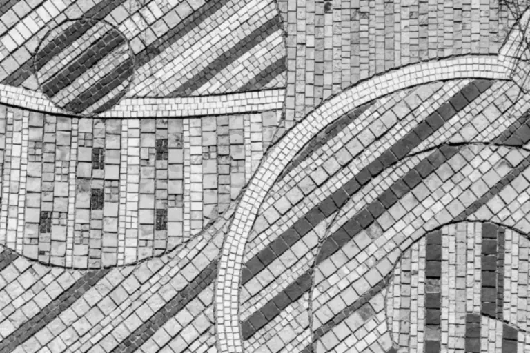 Traditionnel motif de mosaïque en pierre portugais typique de l'Algarve